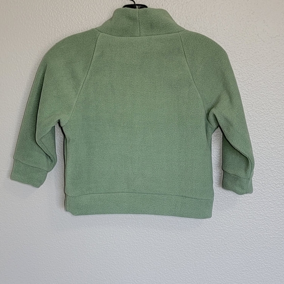 GAP KIDS  GREEN  SWEATER/  XS (4-5). - Picture 2 of 8